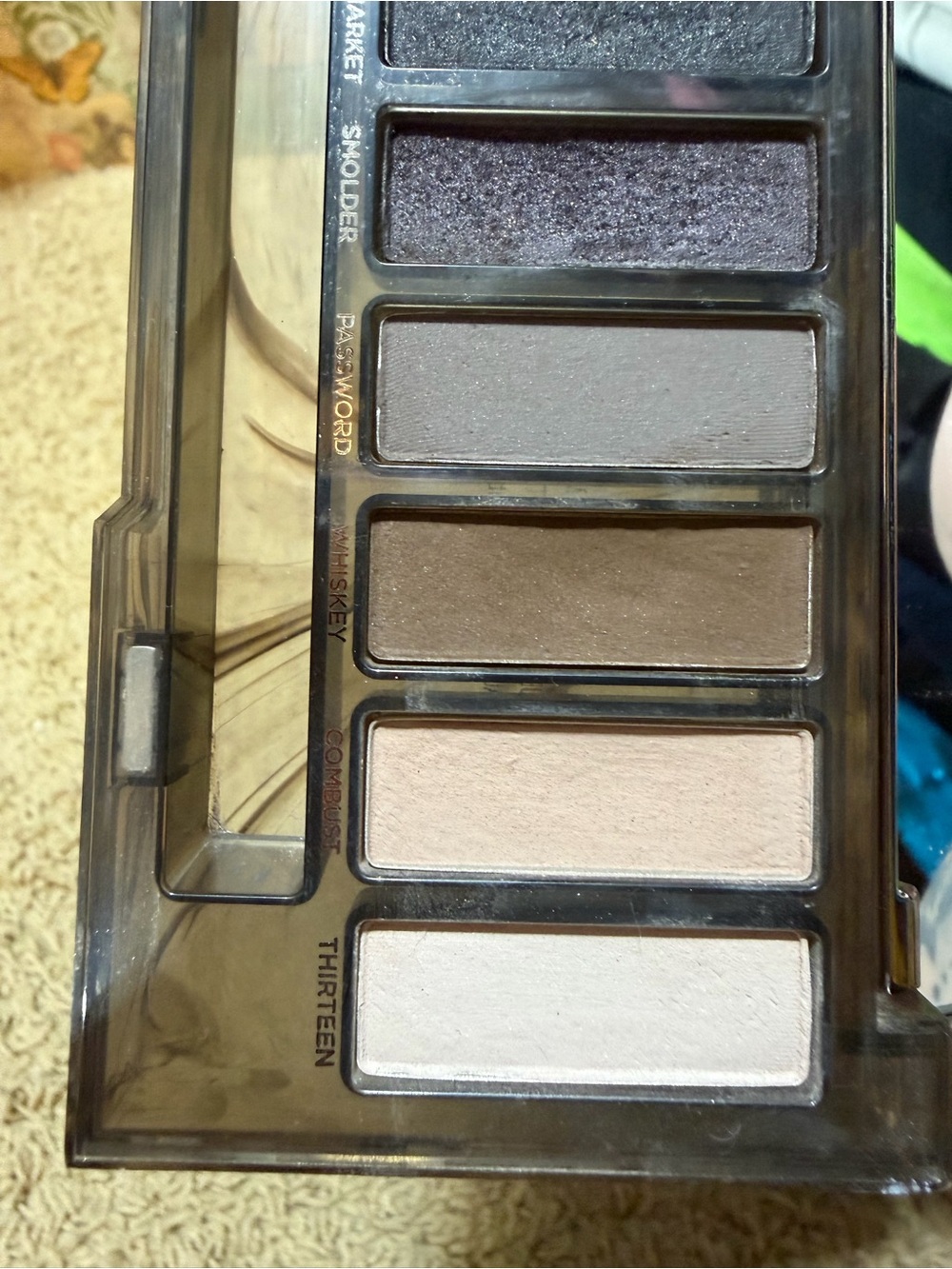 Urban Decay NAKED Smoky Eyeshadow Palette - Picture 2 of 7